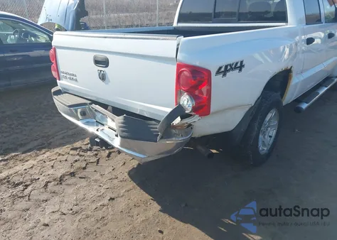2007 Dodge Dakota Slt z USA, uszkodzony, nr VIN 1D7HW48K07S232634